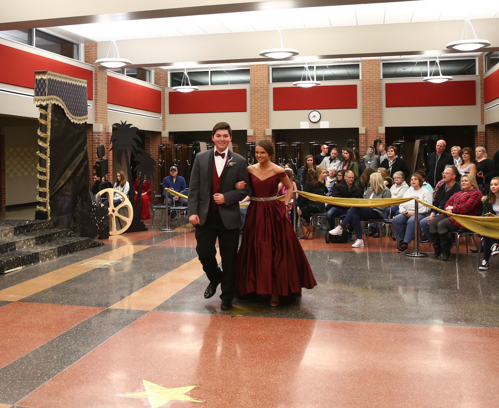 MC Prom 2018 (52).JPG
